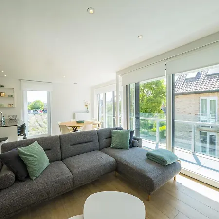 Apartment Modern Within Walking Distance Of The Se *