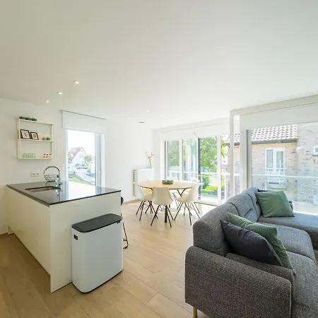 Modern Within Walking Distance Of The Se Apartman Middelkerke