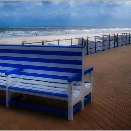 Modern Within Walking Distance Of The Se