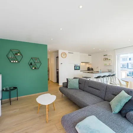 Apartman Modern Within Walking Distance Of The Se *