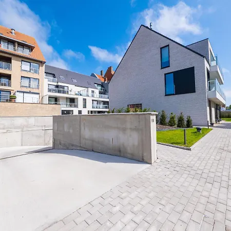 Modern Within Walking Distance Of The Se Миделкерк