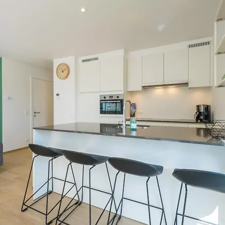 Modern Within Walking Distance Of The Se * Миделкерк