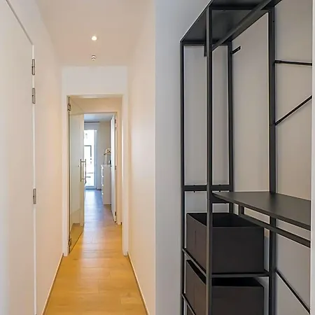 Modern Within Walking Distance Of The Se